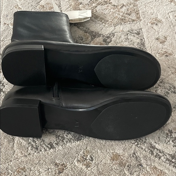 Zara NWT Black Leather Boots - Picture 4 of 8